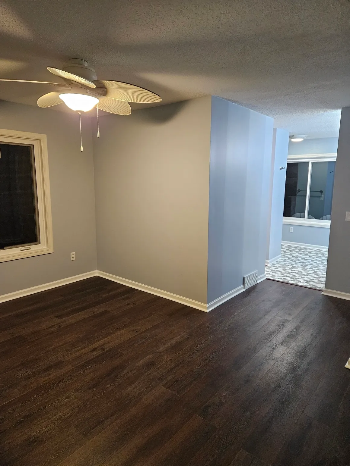 Walk-in closet, entrance from bathroom